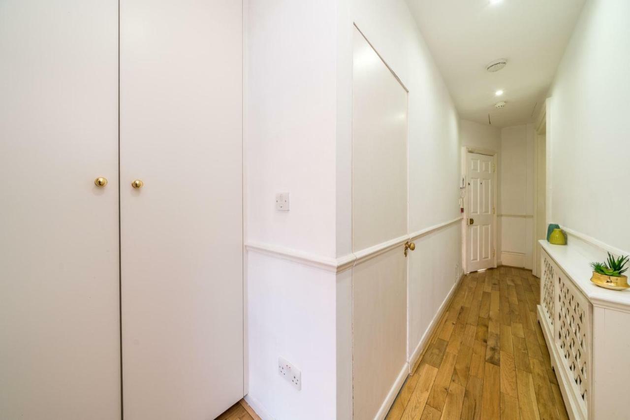 New 1 Bedroom Earls Court Flat Centre Of Londra Esterno foto