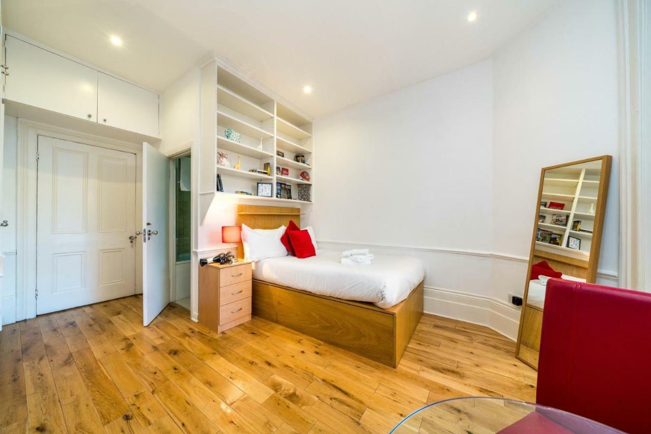New 1 Bedroom Earls Court Flat Centre Of Londra Esterno foto